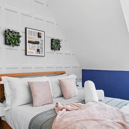 The Chaucer Suite - Exceptionally Stylish - Sleeps 4 캔터베리 외부 사진